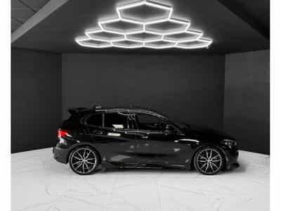 BMW M135 i xDrive AERO / SPORT SEATS / M PERFORMANCE (2022) - Photo 6