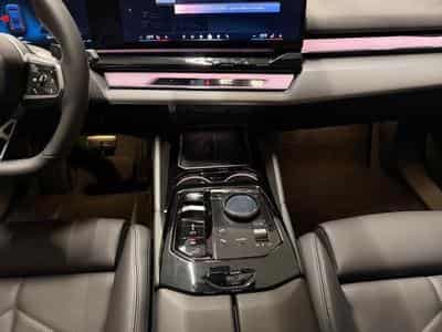BMW 520 PACK M (2025) - Photo 9