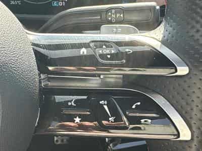 Mercedes A 180 AMG LINE * CAMERA 360 * PANORAMA * 7G-DCT (2024) - Photo 10