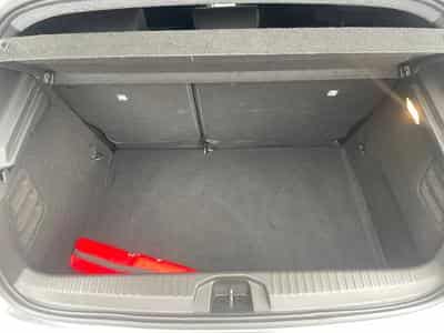 Renault Clio 1.0 Tce Techno (2025) - Foto 9