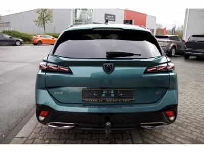 Peugeot 308 SW BlueHDi 130 GT ACC AHK Pano Massage Focal (2024) - Foto 3