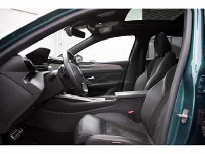 Peugeot 308 SW BlueHDi 130 GT ACC AHK Pano Massage Focal (2024) - Foto 5