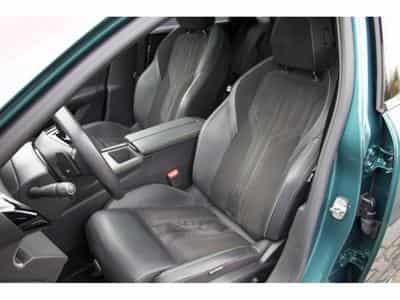 Peugeot 308 SW BlueHDi 130 GT ACC AHK Pano Massage Focal (2024) - Foto 6