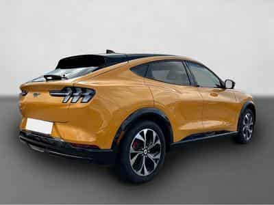 Ford Mustang Mach-E (2022) - Photo 4