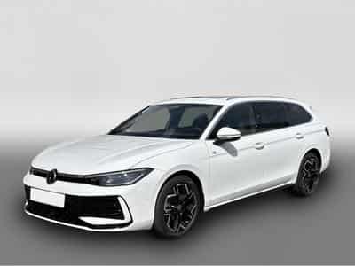 VW Passat (2024) - Photo 1