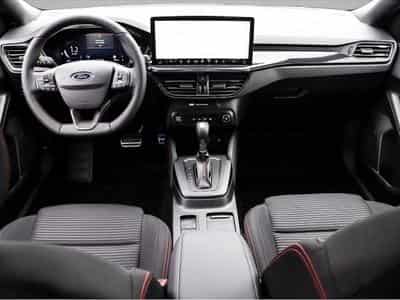 Ford Focus (2025) - Photo 4