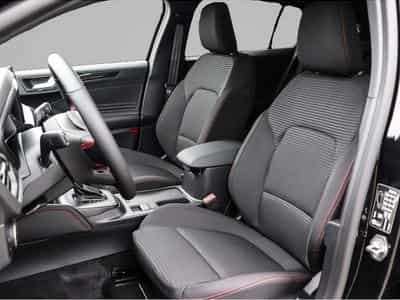 Ford Focus (2025) - Photo 6