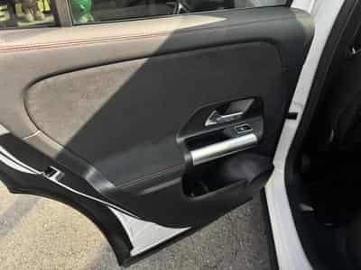 Mercedes GLA 250 GLA 4MATIC AMG LINE (2023) - Foto 13