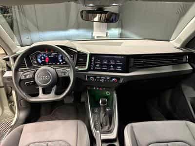 Audi A1 30 TFSI 115cv S-TRONIC Black Edition (2025) - Foto 15