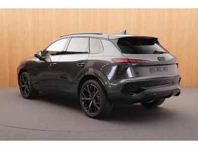 Audi Q3 35 TFSI S line 110 kW-150CV S tronic - Jantes 20" - Attelage (2026) - Foto 5