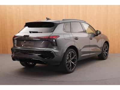 Audi Q3 35 TFSI S line 110 kW-150CV S tronic - Jantes 20" - Attelage (2026) - Foto 6