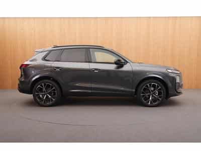 Audi Q3 35 TFSI S line 110 kW-150CV S tronic - Jantes 20" - Attelage (2026) - Foto 7