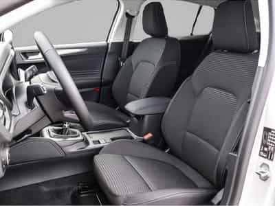 Ford Focus (2025) - Photo 6