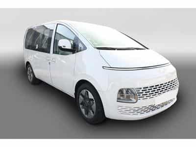 Hyundai Staria (2025) - Photo 2