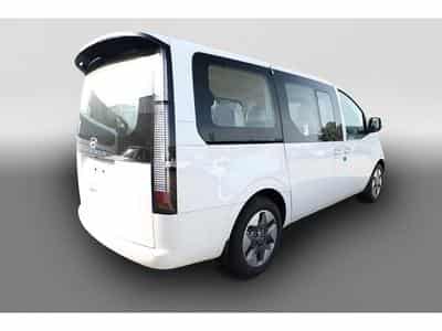 Hyundai Staria (2025) - Photo 3