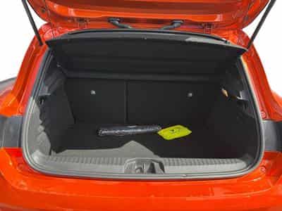 Renault Clio 1.6i Esprit Alpine E-Tech Full Hybrid (2025) - Photo 12