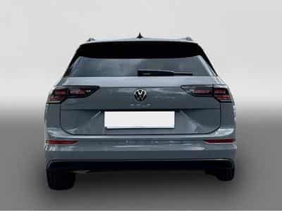 VW Golf (2024) - Photo 3