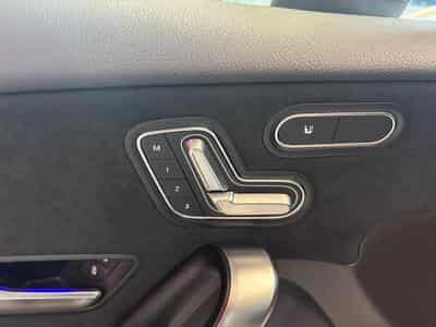 Mercedes 250 (2024) - Photo 12