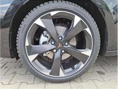 Cupra Leon (2025) - Photo 8