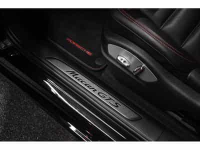 Porsche Macan III GTS (2024) - Photo 15