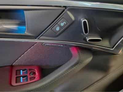 Jaguar F-Type 3.0 V6 P-340 COUPE R-DYNAMIC MERIDIAN PANO CUIR NAVI 1 HAND (2019) - Foto 11