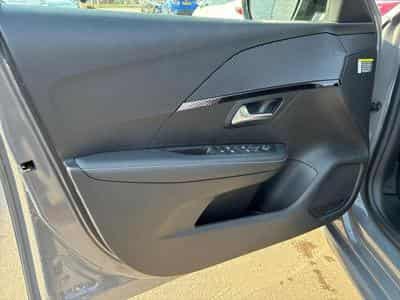 PEUGEOT 208 1.2 Hybrid 100ch Allure e-DCS6 (2024) - Photo 10