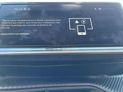 PEUGEOT 208 1.2 Hybrid 100ch Allure e-DCS6 (2024) - Photo 9