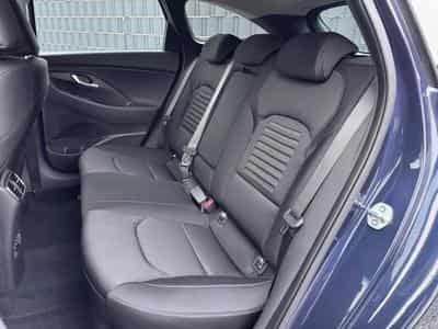 Hyundai i30 1.5 T-GDI 140 DCT Trend + (2025) - Foto 7