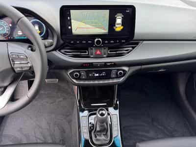 Hyundai i30 1.5 T-GDI 140 DCT Trend + (2025) - Foto 8