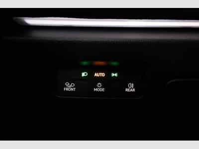 VW Passat Variant 2.0 TDI 142 kW 4Motion R-Line (2026) - Foto 8