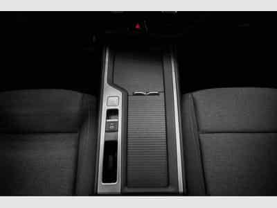 VW Passat Variant 1,5 TSI (2025) - Photo 13