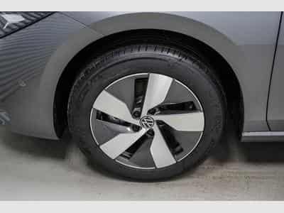 VW Passat Variant 1,5 TSI (2025) - Photo 4