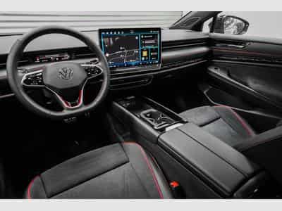 VW ID.7 Kombi Tourer GTX (2025) - Photo 6