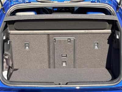 VW Golf R (2026) - Photo 10