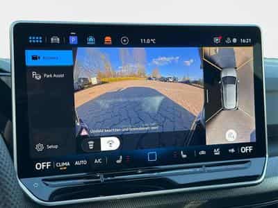 VW Golf R (2026) - Photo 9