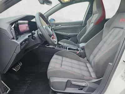 VW Golf 2.0 TSI 195 kW GTI (2026) - Photo 9