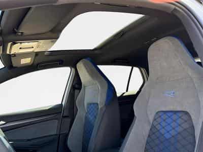 VW Golf R (2026) - Photo 13