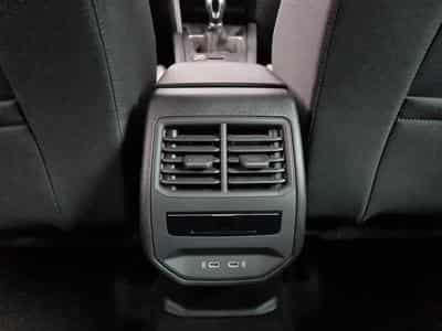 Seat Leon -26% 2.0 TDI 115cv +MIRRORLINK+CAM+LED+Options (2025) - Photo 13