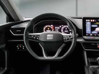 Seat Leon -26% 2.0 TDI 115cv +MIRRORLINK+CAM+LED+Options (2025) - Photo 9