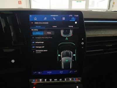 Renault Austral Techno E-Tech full hybrid 200 (2025) - Photo 11