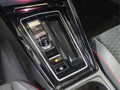 VW Golf GTI Clubsport 2.0 TSI 300 CV DSG7 *Matrix* *Harman* (2023) - Photo 12