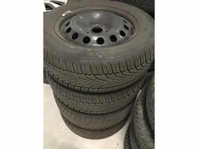 Jantes acier + Pneus 16" 215/60 R16 (2026) - Foto 1