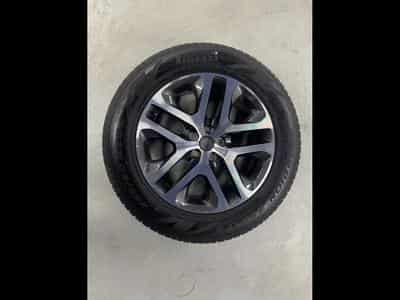 Jantes alu + Pneus t 20" 255/60 R20 113V (2026) - Photo 2