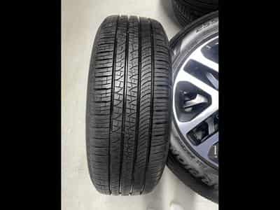 Jantes alu + Pneus t 20" 255/60 R20 113V (2026) - Photo 3