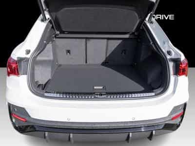 Audi Q3 Sportback Quattro 40 TFSI S-Line (2024) - Foto 3