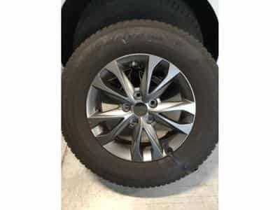 Jantes alu + Pneus h 16" 215/70 R16 100T (2026) - Foto 1