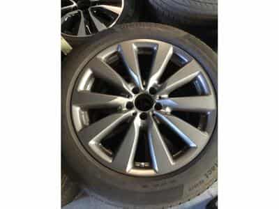 Jantes alu + Pneus h 19" 235/55 R19 101H (2026) - Foto 1