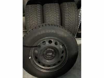 Jantes acier + Pneus 16" 215/70 R16 100T (2026) - Foto 1