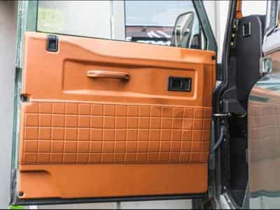 Land-Rover Defender III 90 TD4 2.2L SOFT TOP (2013) - Photo 9