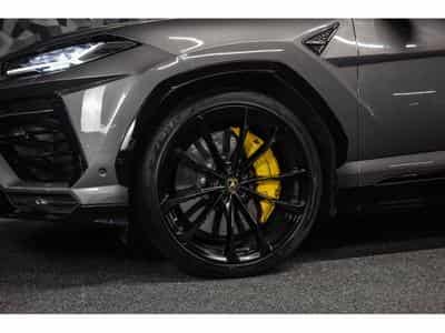 Lamborghini Urus V8 AKRAPOVIC - GRIGIO KERES (2022) - Photo 10